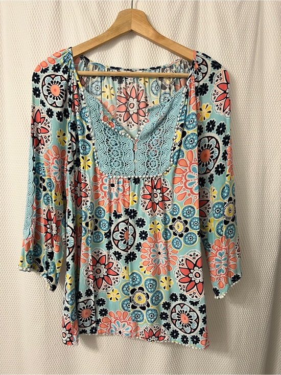 crown & ivy Tops - Crown & Ivy Cottage Core Farmhouse Floral Lace-Trim Top Medium